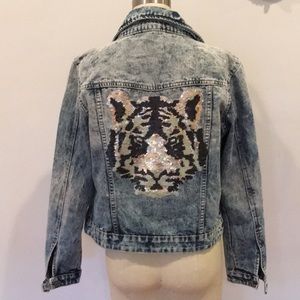 Embellished acidwashed denim jacket Sequin Tiger